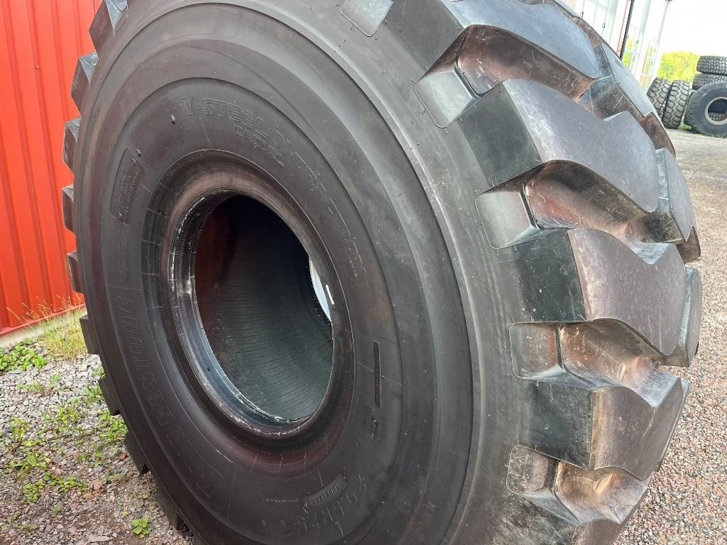 Bridgestone 29,5R25 Nya däck New Tyre - Ruota completa: foto 4 Bridgestone 29,5R25 Nya däck New Tyre - Ruota completa: foto 4