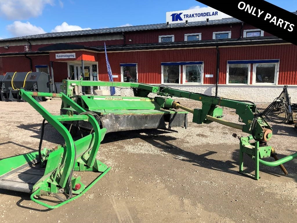John Deere 1365 dismantled: only spare parts - Falciatrice: foto 1 John Deere 1365 dismantled: only spare parts - Falciatrice: foto 1