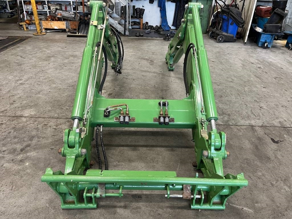 Lastare / Loader Fendt Agco 4X80 till Fendt 415 Va - Caricatore frontale per trattori: foto 4 Lastare / Loader Fendt Agco 4X80 till Fendt 415 Va - Caricatore frontale per trattori: foto 4