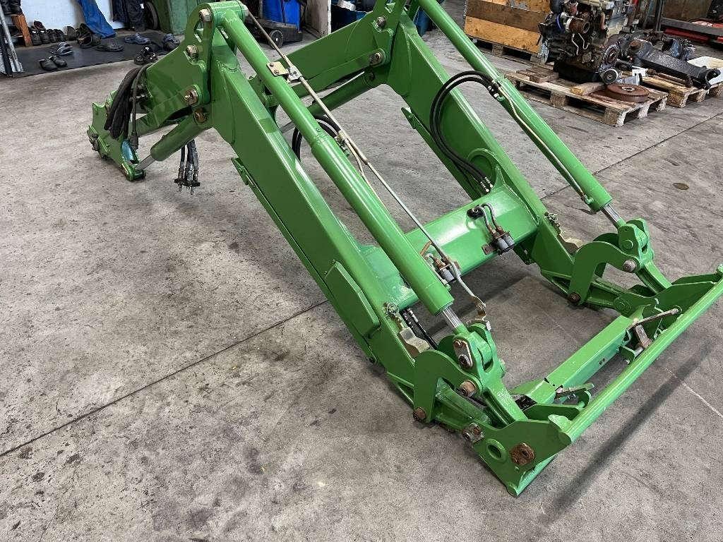 Lastare / Loader Fendt Agco 4X80 till Fendt 415 Va - Caricatore frontale per trattori: foto 3 Lastare / Loader Fendt Agco 4X80 till Fendt 415 Va - Caricatore frontale per trattori: foto 3