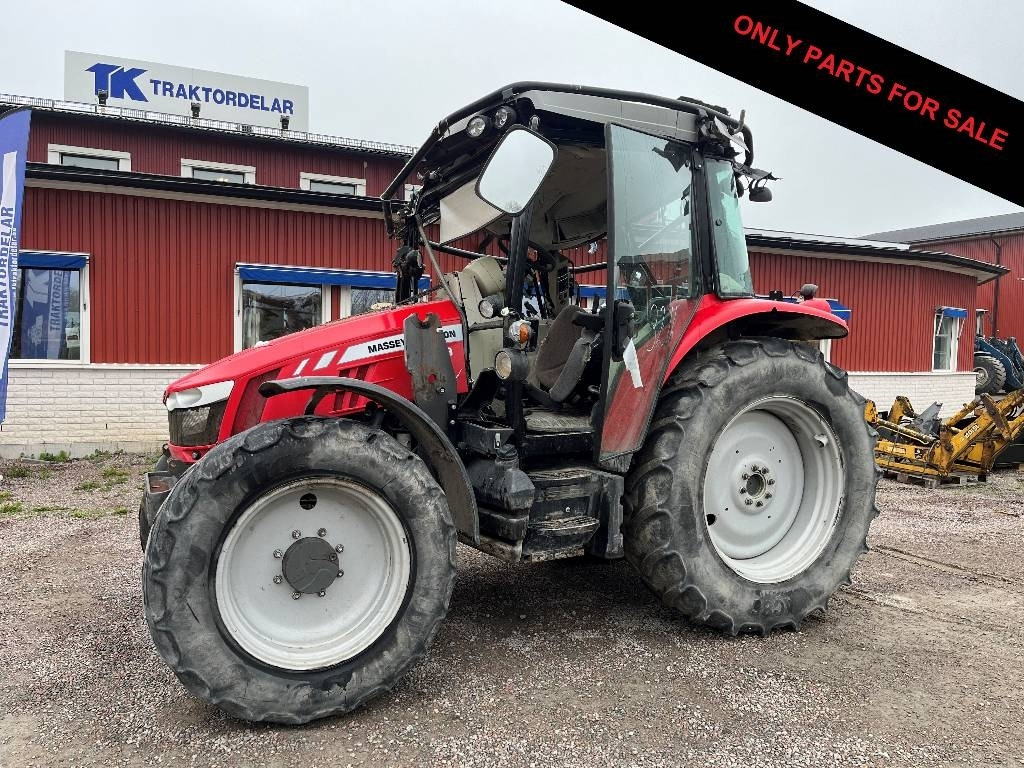 Massey Ferguson 5609 Dismantled. Only specific spare parts - Trattore: foto 1 Massey Ferguson 5609 Dismantled. Only specific spare parts - Trattore: foto 1