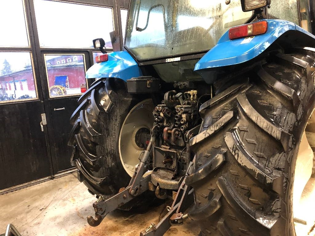New Holland TS 110 Dismantled: only spare parts - Trattore: foto 3 New Holland TS 110 Dismantled: only spare parts - Trattore: foto 3