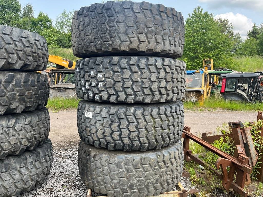 Nokian 20,5 R25 Loader grip Volvo Hyundai Huddig - Ruota completa: foto 1 Nokian 20,5 R25 Loader grip Volvo Hyundai Huddig - Ruota completa: foto 1