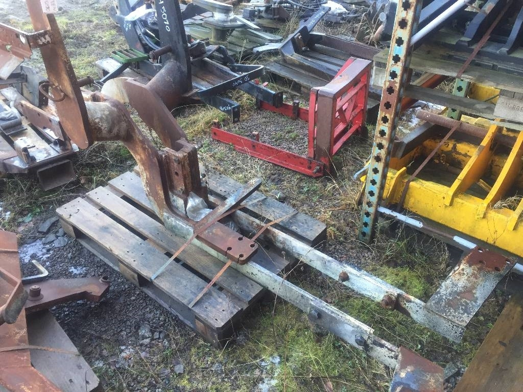 Lastarfäste Vreten till New Holland T 5070 - Ricambi per Caricatore frontale per trattori: foto 1 Lastarfäste Vreten till New Holland T 5070 - Ricambi per Caricatore frontale per trattori: foto 1