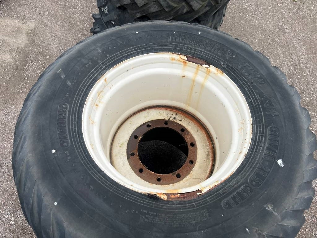 Trelleborg 700/50 26,5 Twin 404 - Pneumatico per Macchina agricola: foto 4 Trelleborg 700/50 26,5 Twin 404 - Pneumatico per Macchina agricola: foto 4