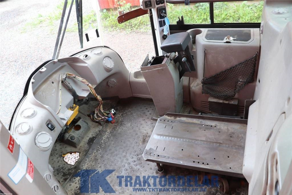 Volvo L 180 F - Cabina per Macchina da cantiere: foto 5 Volvo L 180 F - Cabina per Macchina da cantiere: foto 5