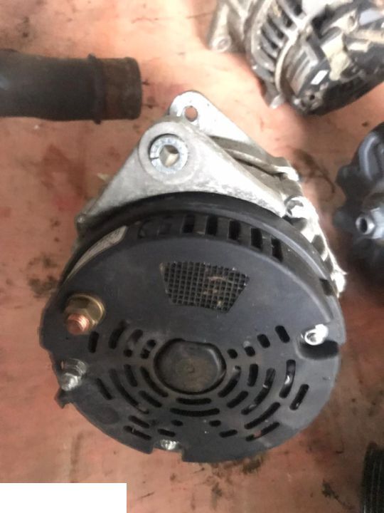 ALTERNATOR 11.204.194 AAN5353 MAHLE Letrika - Alternatore per Macchina agricola: foto 1 ALTERNATOR 11.204.194 AAN5353 MAHLE Letrika - Alternatore per Macchina agricola: foto 1