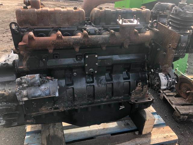 Case CS 120 - Silnik Sisu 620.94 - Głowica Cylindrów - Testa cilindri per Macchina agricola: foto 1 Case CS 120 - Silnik Sisu 620.94 - Głowica Cylindrów - Testa cilindri per Macchina agricola: foto 1