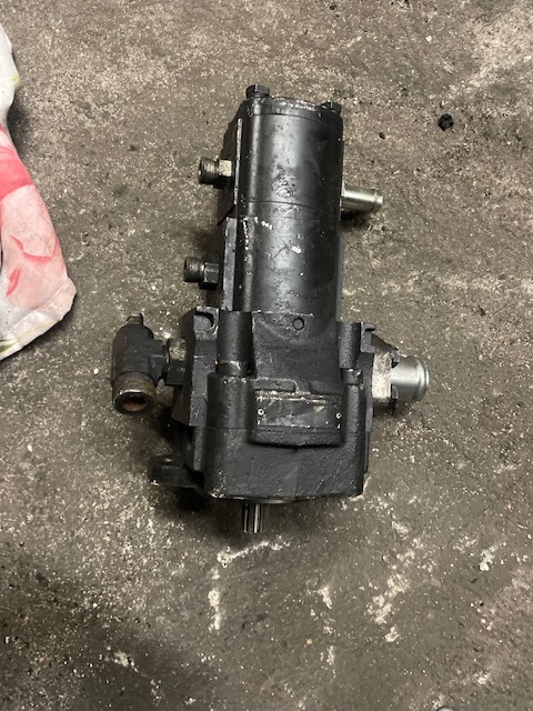 Cat 906 Pompa hydrauliki - Pompa idraulica per Macchina agricola: foto 1 Cat 906 Pompa hydrauliki - Pompa idraulica per Macchina agricola: foto 1