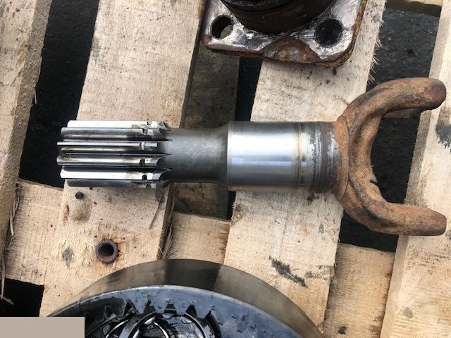 Cat th360 - Zwrotnica Most - Fuso a snodo per Macchina agricola: foto 5 Cat th360 - Zwrotnica Most - Fuso a snodo per Macchina agricola: foto 5