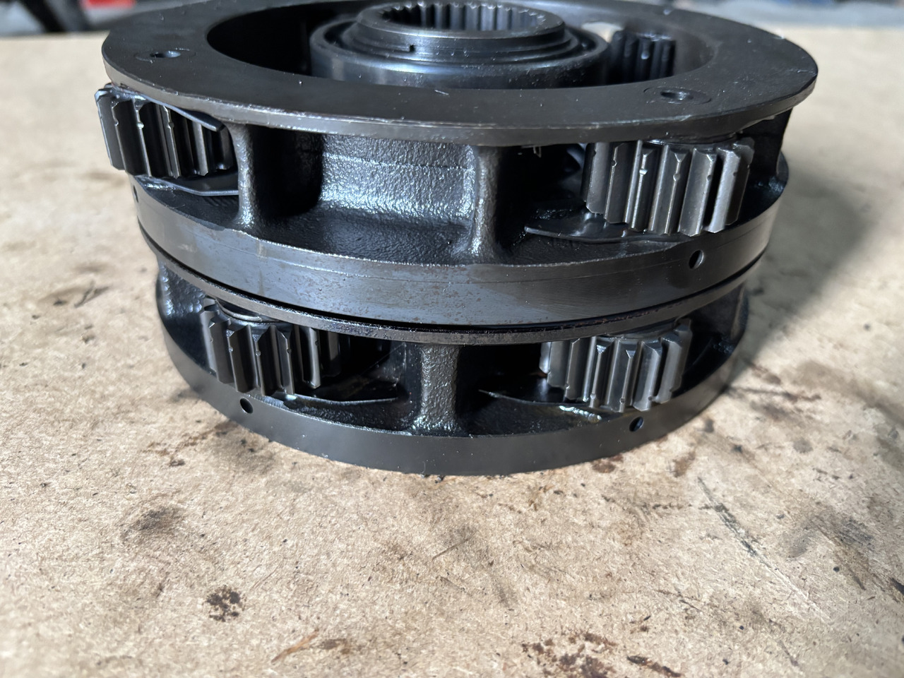 Claas AXION 830 Jarzmo Satelitów Dźwigar 0011571612 0011584502 - Differenziale per Trattore: foto 3 Claas AXION 830 Jarzmo Satelitów Dźwigar 0011571612 0011584502 - Differenziale per Trattore: foto 3