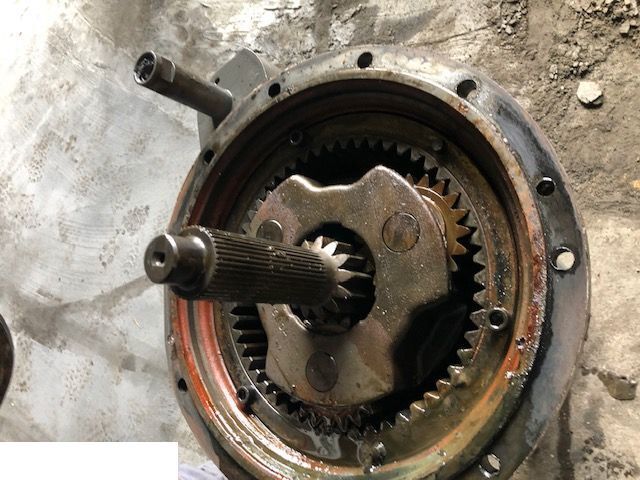 Motore di traslazione per Macchina agricola Claas Ares  - Zwolnica: foto 6