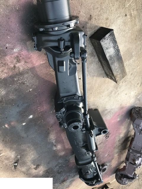 Claas JAGUAR 900 - Tylny Napęd - Asse posteriore per Trincia: foto 2 Claas JAGUAR 900 - Tylny Napęd - Asse posteriore per Trincia: foto 2