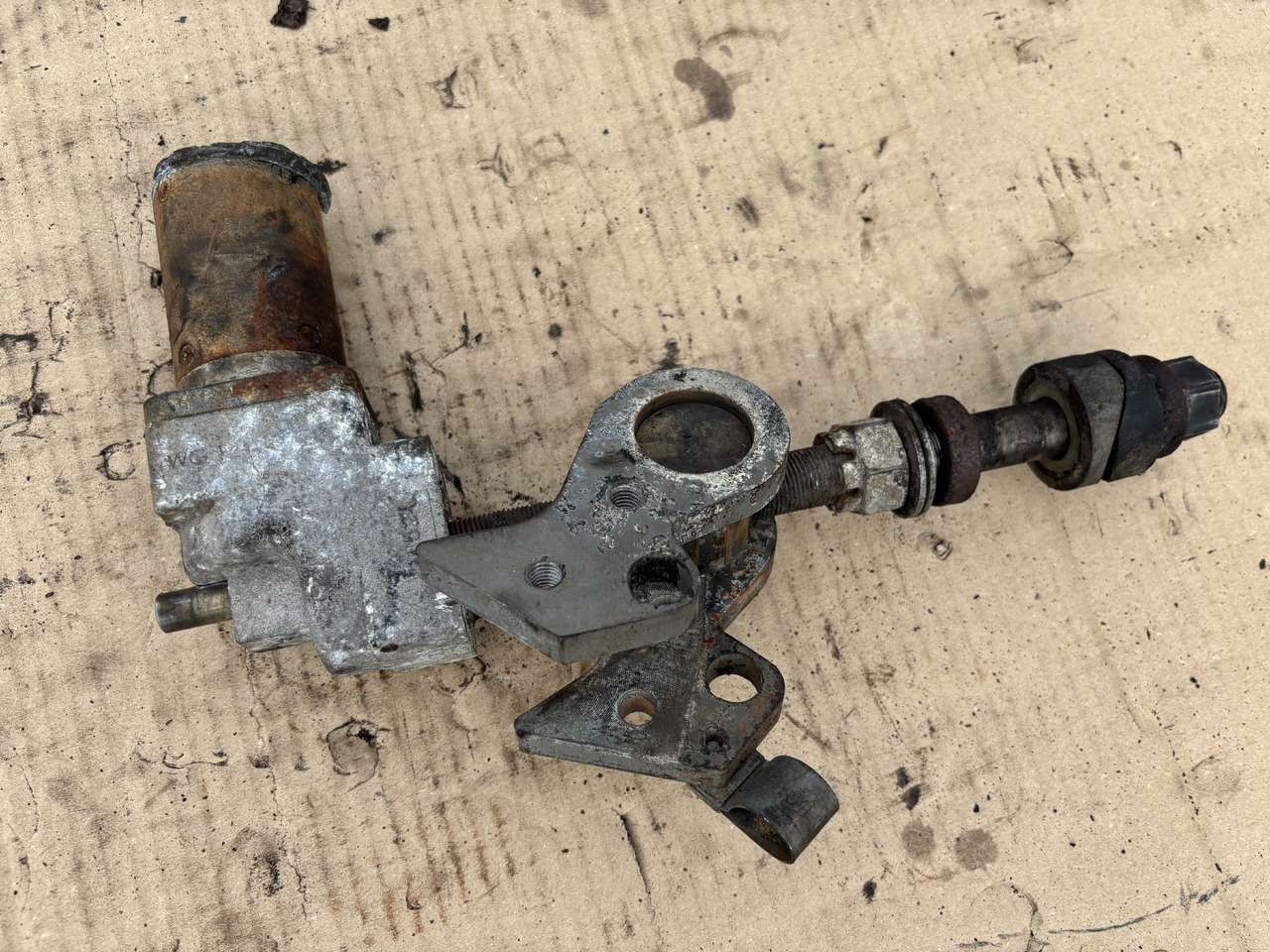 Claas Jaguar 970 Silniczek + osprzęt na części ORYGINAŁ - Motore per Mietitrebbia: foto 2 Claas Jaguar 970 Silniczek + osprzęt na części ORYGINAŁ - Motore per Mietitrebbia: foto 2