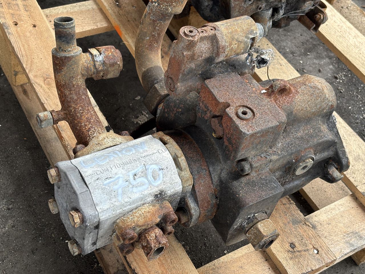 Claas Lexion 750 Danfos Bosch Rexroth Pompa Hydrauliczna KRR045DECD2NN KRR045 83024430 - Pompa idraulica per Macchina agricola: foto 3 Claas Lexion 750 Danfos Bosch Rexroth Pompa Hydrauliczna KRR045DECD2NN KRR045 83024430 - Pompa idraulica per Macchina agricola: foto 3