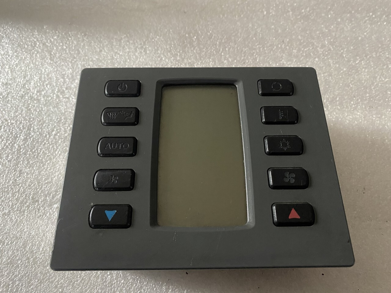 Claas Webasto V.03.00008 | 21819981 - Ogrzewanie - Riscaldamento/ Ventilazione per Macchina agricola: foto 1 Claas Webasto V.03.00008 | 21819981 - Ogrzewanie - Riscaldamento/ Ventilazione per Macchina agricola: foto 1