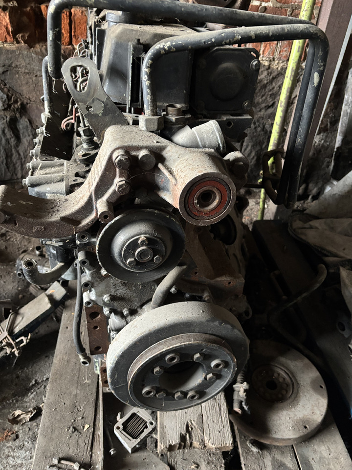 Deutz BF6M1013E Silnik Blok Pokrywa Obudowa Koło Zamachowe Miska Olejowa CZĘŚCI - Volano per Macchina agricola: foto 3 Deutz BF6M1013E Silnik Blok Pokrywa Obudowa Koło Zamachowe Miska Olejowa CZĘŚCI - Volano per Macchina agricola: foto 3