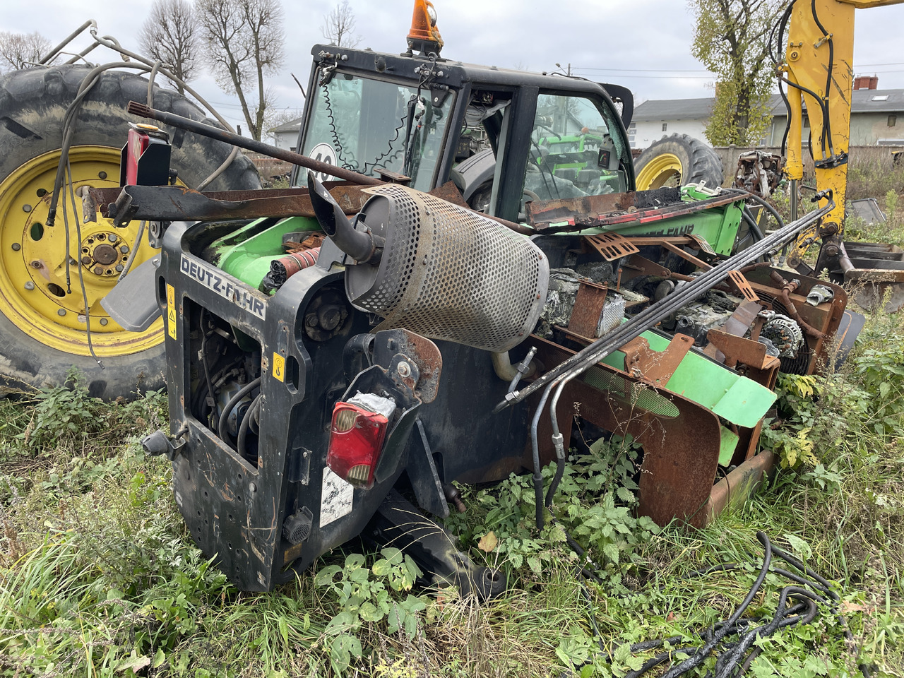 Deutz-Fahr Agrovector 30.7 ładowarka - części - kabina drzwi szyby błotniki - Porta e ricambi per Macchina agricola: foto 2 Deutz-Fahr Agrovector 30.7 ładowarka - części - kabina drzwi szyby błotniki - Porta e ricambi per Macchina agricola: foto 2