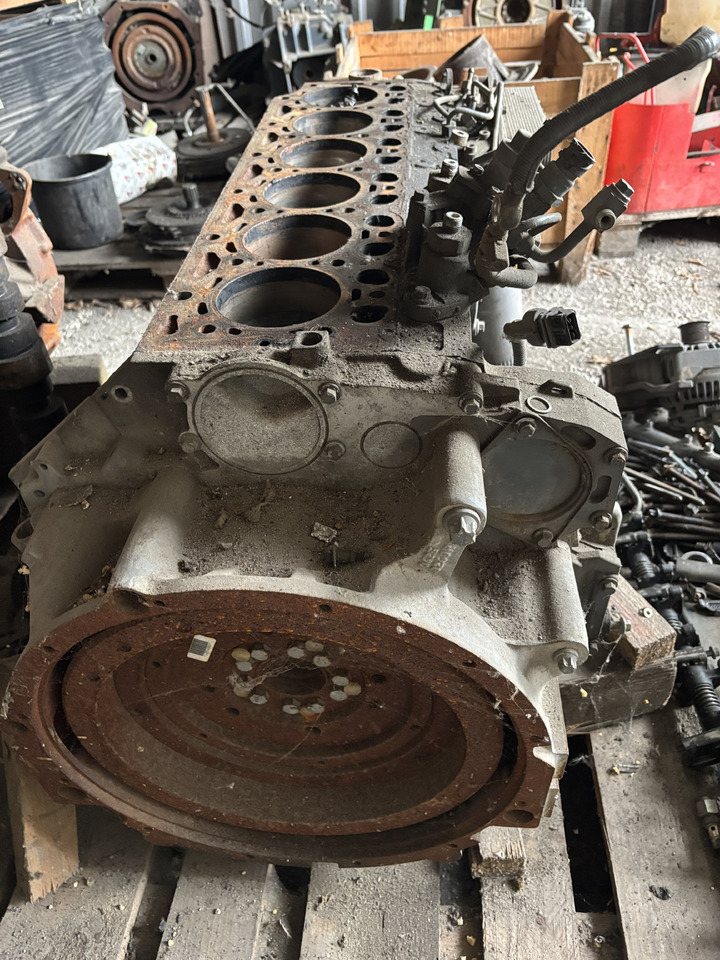 Deutz TCD 6.1 L6 Silnik Chłodnica Radiator Koło Pasowe Koło Zamachowe Głowica CZĘŚCI - Volano per Macchina agricola: foto 2 Deutz TCD 6.1 L6 Silnik Chłodnica Radiator Koło Pasowe Koło Zamachowe Głowica CZĘŚCI - Volano per Macchina agricola: foto 2