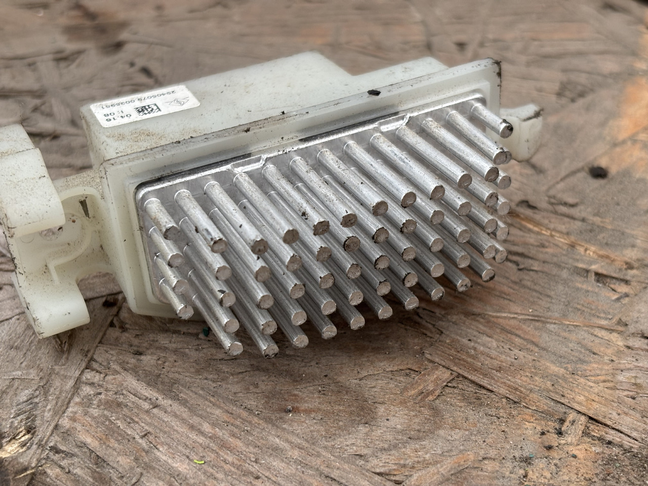 FENDT Regulator nagrzewnicy Rezystor dmuchawy 29405079 F737812145150 - Riscaldamento/ Ventilazione per Macchina agricola: foto 2 FENDT Regulator nagrzewnicy Rezystor dmuchawy 29405079 F737812145150 - Riscaldamento/ Ventilazione per Macchina agricola: foto 2