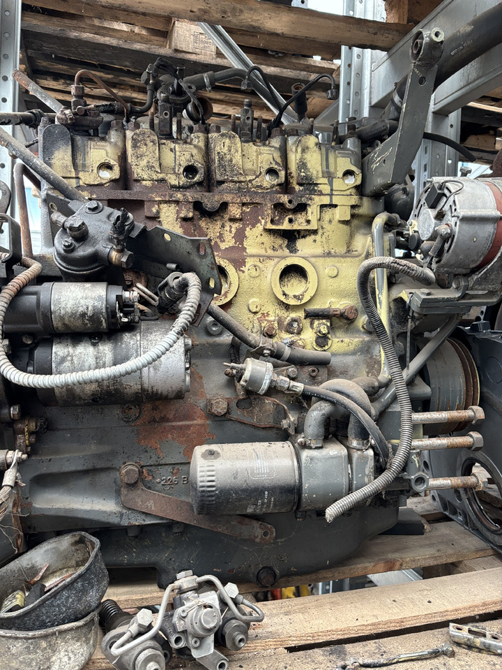 Fendt 309 Deutz TD226-B4 MWM Silnik Blok Pokrywa Obudowa Koło Zamachowe Miska Olejowa CZĘŚCI - Volano per Macchina agricola: foto 4 Fendt 309 Deutz TD226-B4 MWM Silnik Blok Pokrywa Obudowa Koło Zamachowe Miska Olejowa CZĘŚCI - Volano per Macchina agricola: foto 4