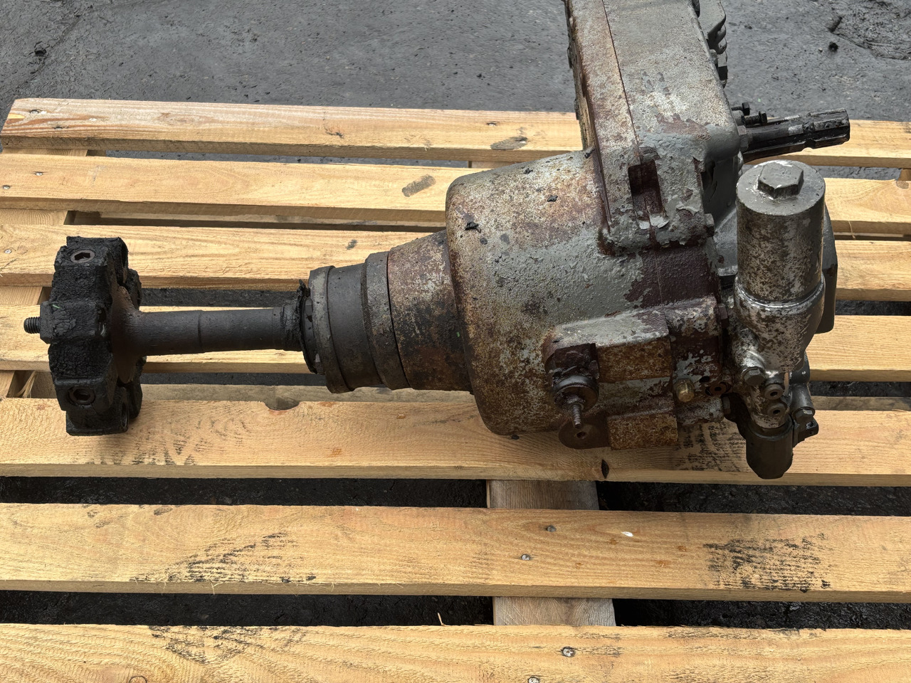 Fendt 700 712 714 716 800 818 820 COM1 COM2 Przedni WOM PTO Kompletny 716150200031 - Trasmissione per Macchina agricola: foto 1 Fendt 700 712 714 716 800 818 820 COM1 COM2 Przedni WOM PTO Kompletny 716150200031 - Trasmissione per Macchina agricola: foto 1