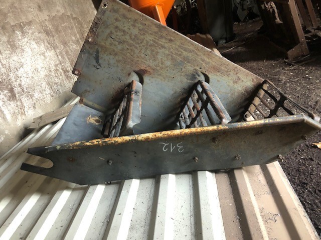 Fendt Stopnica Lewa - Gradino sottoscocca per Macchina agricola: foto 2 Fendt Stopnica Lewa - Gradino sottoscocca per Macchina agricola: foto 2