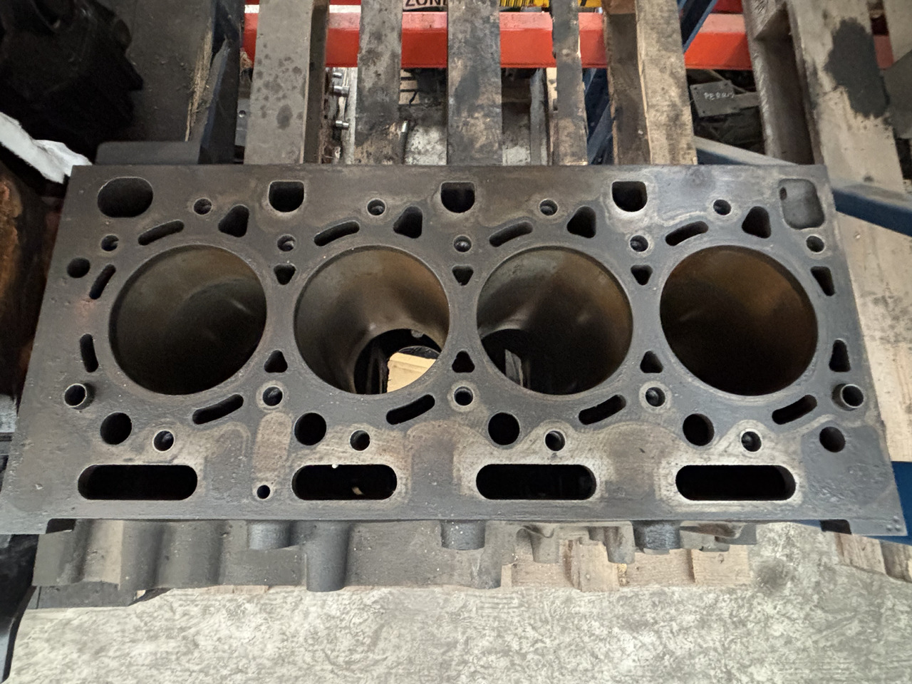 JCB 526-55 (32001852) Blok Silnika - Blocco cilindri per Macchina agricola: foto 2 JCB 526-55 (32001852) Blok Silnika - Blocco cilindri per Macchina agricola: foto 2