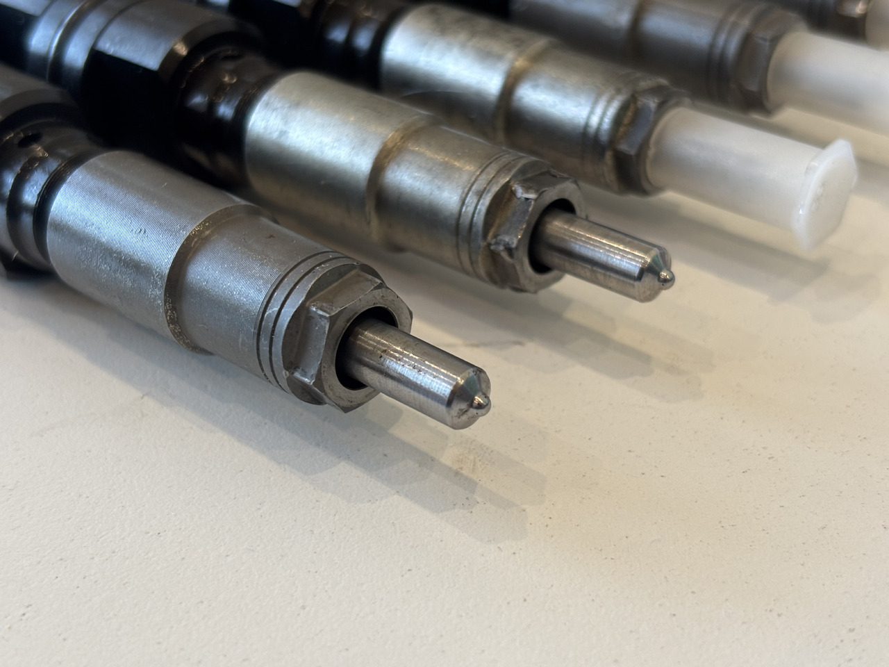 JOHN DEERE Wtryskiwacz RE529149, RE528407, RE546776 Po regeneracji - Iniettore per Macchina agricola: foto 4 JOHN DEERE Wtryskiwacz RE529149, RE528407, RE546776 Po regeneracji - Iniettore per Macchina agricola: foto 4