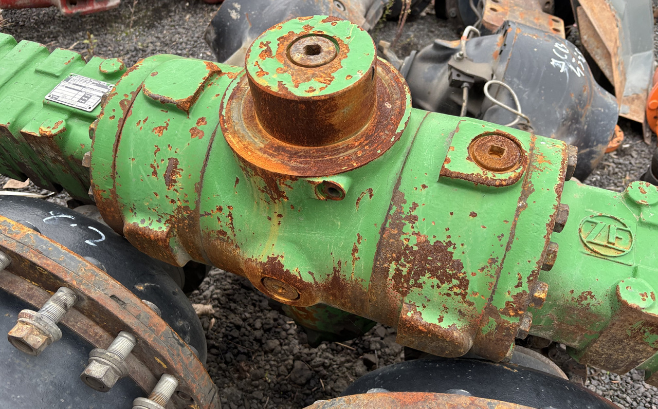 John Deere 3400 ZF MS-T3035 OŚ TYLNA Zwolnica Zwrotnica Pochwa CZĘŚCI AZ55066 - Motore di traslazione per Macchina agricola: foto 4 John Deere 3400 ZF MS-T3035 OŚ TYLNA Zwolnica Zwrotnica Pochwa CZĘŚCI AZ55066 - Motore di traslazione per Macchina agricola: foto 4