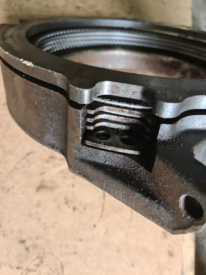 John Deere 4650 4850 Obudowa Hamulca Tłoka Hamulcowego R72041 R72042 - Ricambi freni per Macchina agricola: foto 3 John Deere 4650 4850 Obudowa Hamulca Tłoka Hamulcowego R72041 R72042 - Ricambi freni per Macchina agricola: foto 3