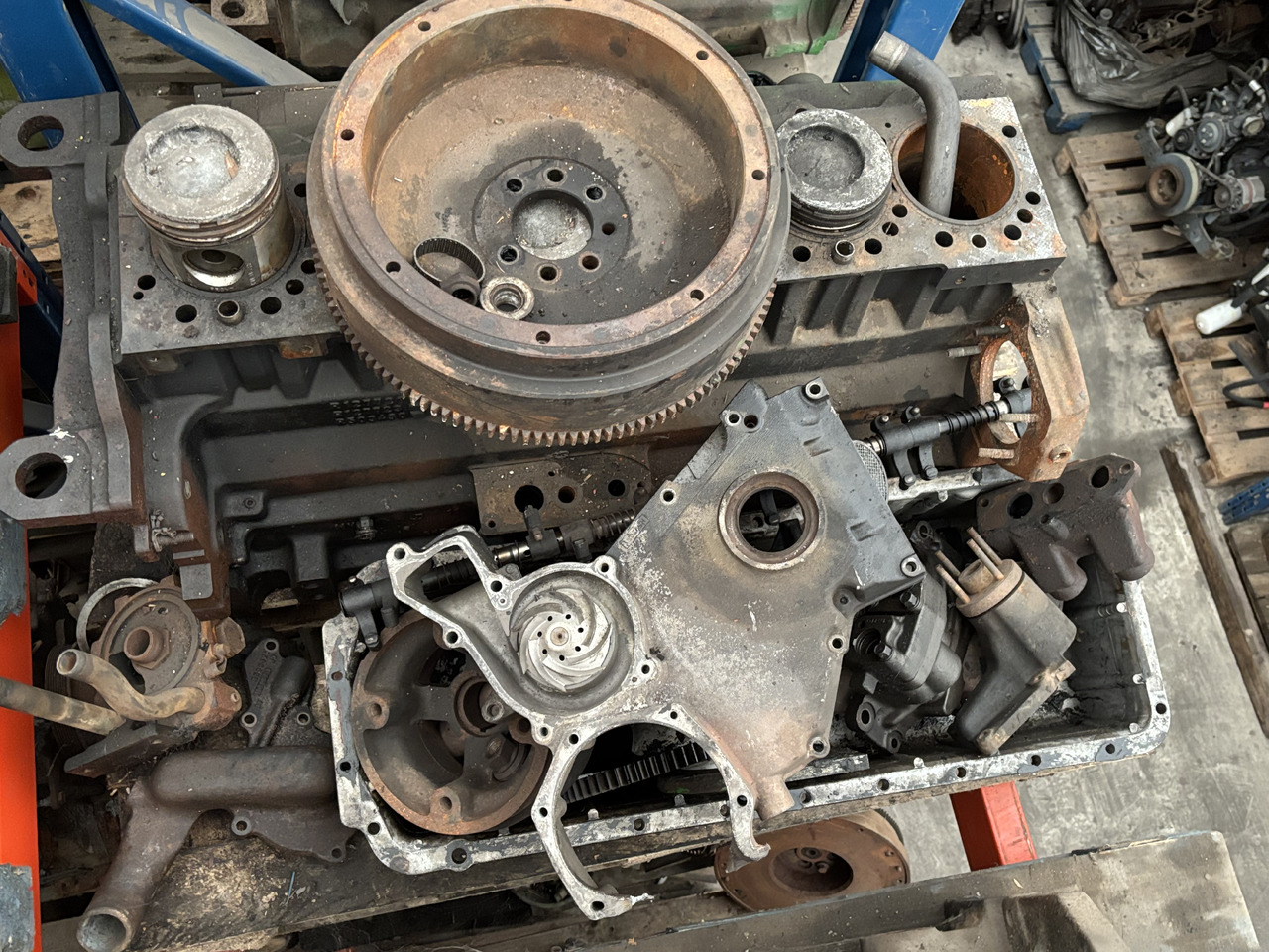 John Deere 6081 R127721 R127723 R120028 Cylinder Tłoki Klawiatura Koło Zamachowe CZĘŚCI - Volano per Macchina agricola: foto 4 John Deere 6081 R127721 R127723 R120028 Cylinder Tłoki Klawiatura Koło Zamachowe CZĘŚCI - Volano per Macchina agricola: foto 4