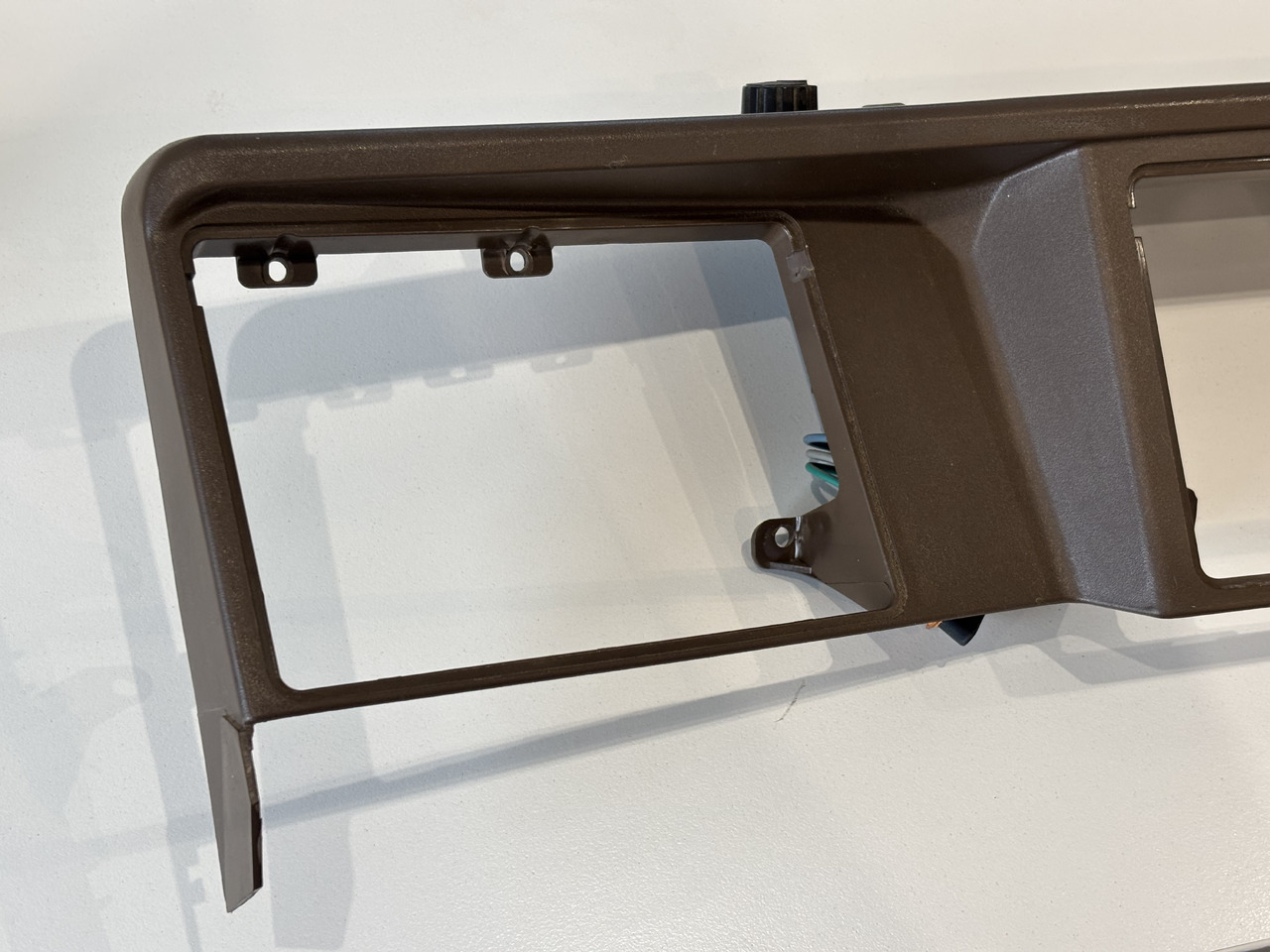 John Deere 6110 6210 Obudowa Ramka Mocowanie L165832 - Cabina e interni per Macchina agricola: foto 2 John Deere 6110 6210 Obudowa Ramka Mocowanie L165832 - Cabina e interni per Macchina agricola: foto 2