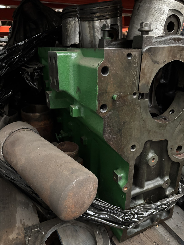 John Deere 6125 R517076 R518736 R518737 Blok Silnika Tłoki Korbowody Wał CZĘŚCI - Blocco cilindri per Macchina agricola: foto 5 John Deere 6125 R517076 R518736 R518737 Blok Silnika Tłoki Korbowody Wał CZĘŚCI - Blocco cilindri per Macchina agricola: foto 5