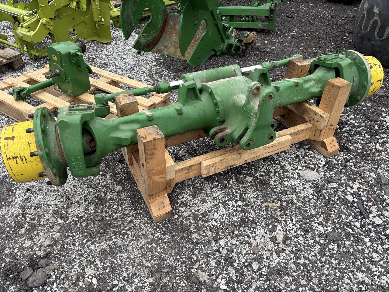 John Deere 6175 6195 6215 6R 175 195 Obudowa Przedniego Mostu Centralna L220175 755.01.057.61 - Assali e ricambi per Macchina agricola: foto 1 John Deere 6175 6195 6215 6R 175 195 Obudowa Przedniego Mostu Centralna L220175 755.01.057.61 - Assali e ricambi per Macchina agricola: foto 1