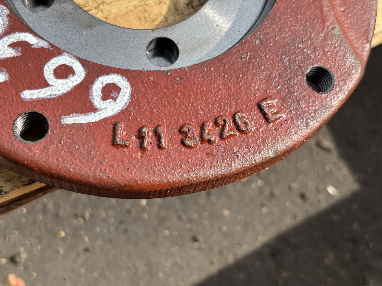 John Deere 6630 Obudowa Łożyska L113426 L215099 - Ricambi sottocarro per Macchina agricola: foto 1 John Deere 6630 Obudowa Łożyska L113426 L215099 - Ricambi sottocarro per Macchina agricola: foto 1