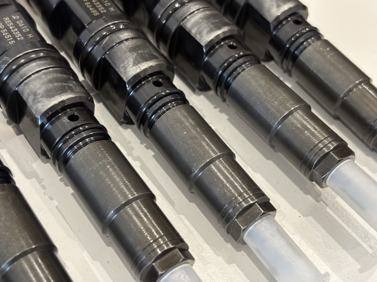 John Deere 9.0L HPCR RE543352 Wtryskiwacz Wtryskiwacze 095000-0610 RE543605 0610 PO REGENERACJI - Iniettore per Macchina agricola: foto 4 John Deere 9.0L HPCR RE543352 Wtryskiwacz Wtryskiwacze 095000-0610 RE543605 0610 PO REGENERACJI - Iniettore per Macchina agricola: foto 4