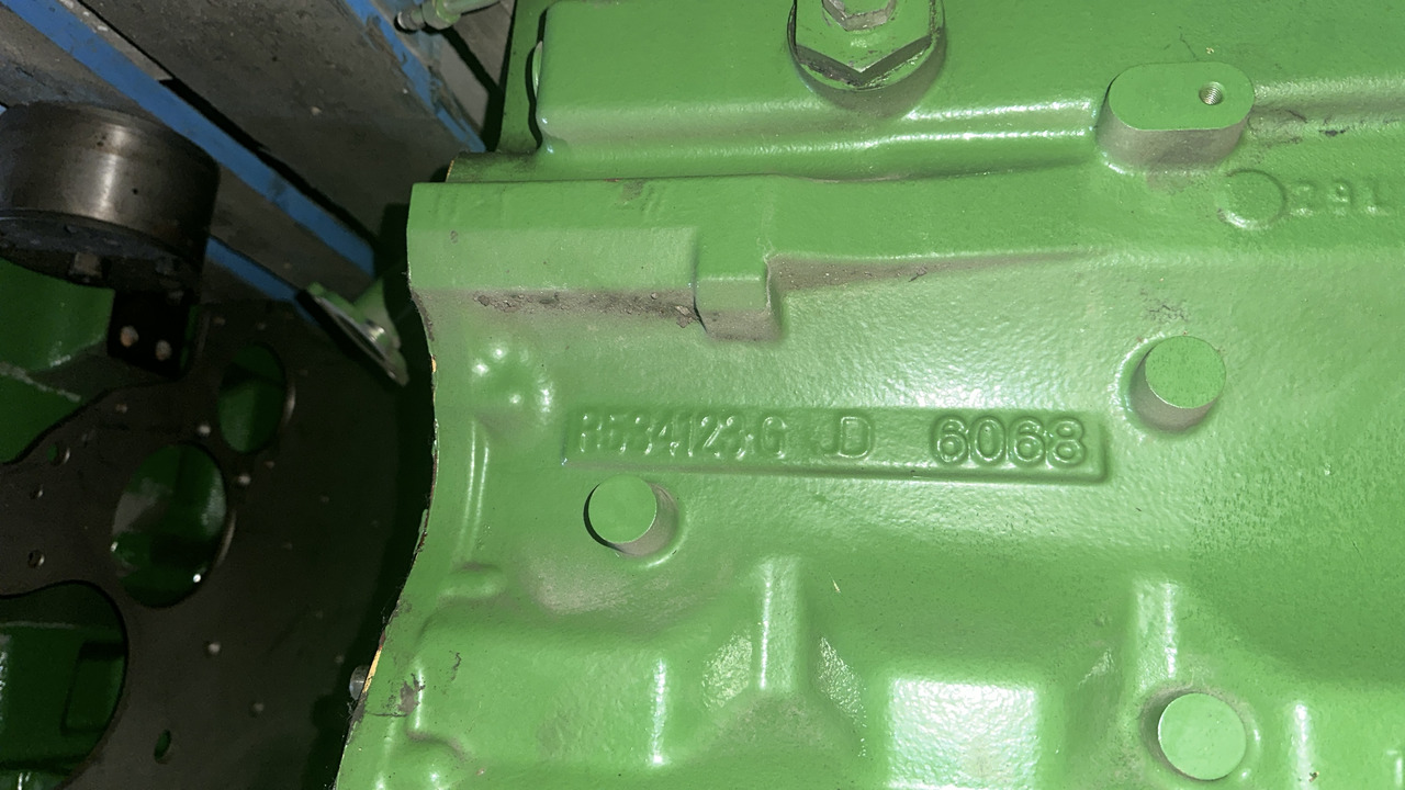 John deere blok cylindrów r534123 - Blocco cilindri per Macchina agricola: foto 1 John deere blok cylindrów r534123 - Blocco cilindri per Macchina agricola: foto 1