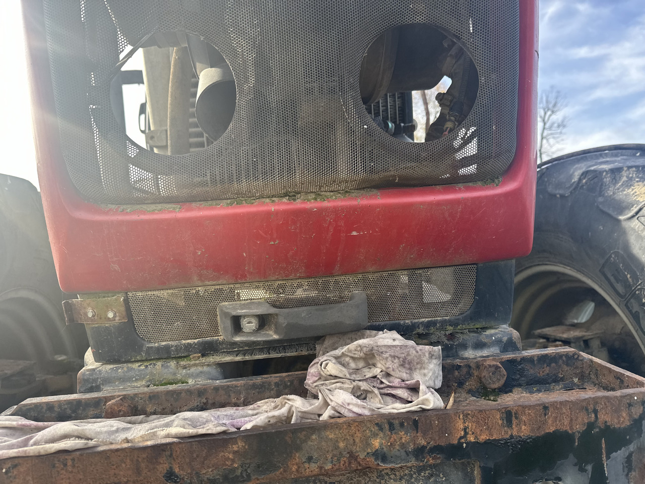 Massey Ferguson 6480 - 6499 grill przedni maska atrapa - Carrozzeria ed esterni per Trattore: foto 1 Massey Ferguson 6480 - 6499 grill przedni maska atrapa - Carrozzeria ed esterni per Trattore: foto 1