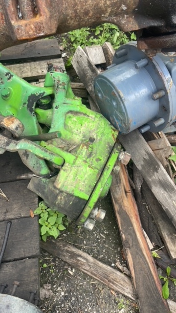 Merlo - Zwolnica | Zwrotnica | Obudowa | Półoś - Semiasse per Macchina agricola: foto 2 Merlo - Zwolnica | Zwrotnica | Obudowa | Półoś - Semiasse per Macchina agricola: foto 2