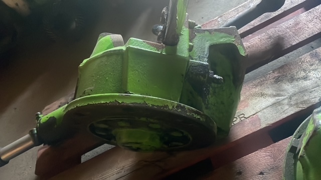 Merlo zwolnice - Motore di traslazione per Macchina agricola: foto 5 Merlo zwolnice - Motore di traslazione per Macchina agricola: foto 5