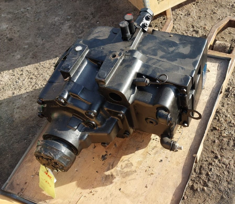 NAF BST 03/0 04 Skrzynia Biegów Ponsse Ergo Komatsu NOWA - Cambio per Macchina agricola: foto 3 NAF BST 03/0 04 Skrzynia Biegów Ponsse Ergo Komatsu NOWA - Cambio per Macchina agricola: foto 3