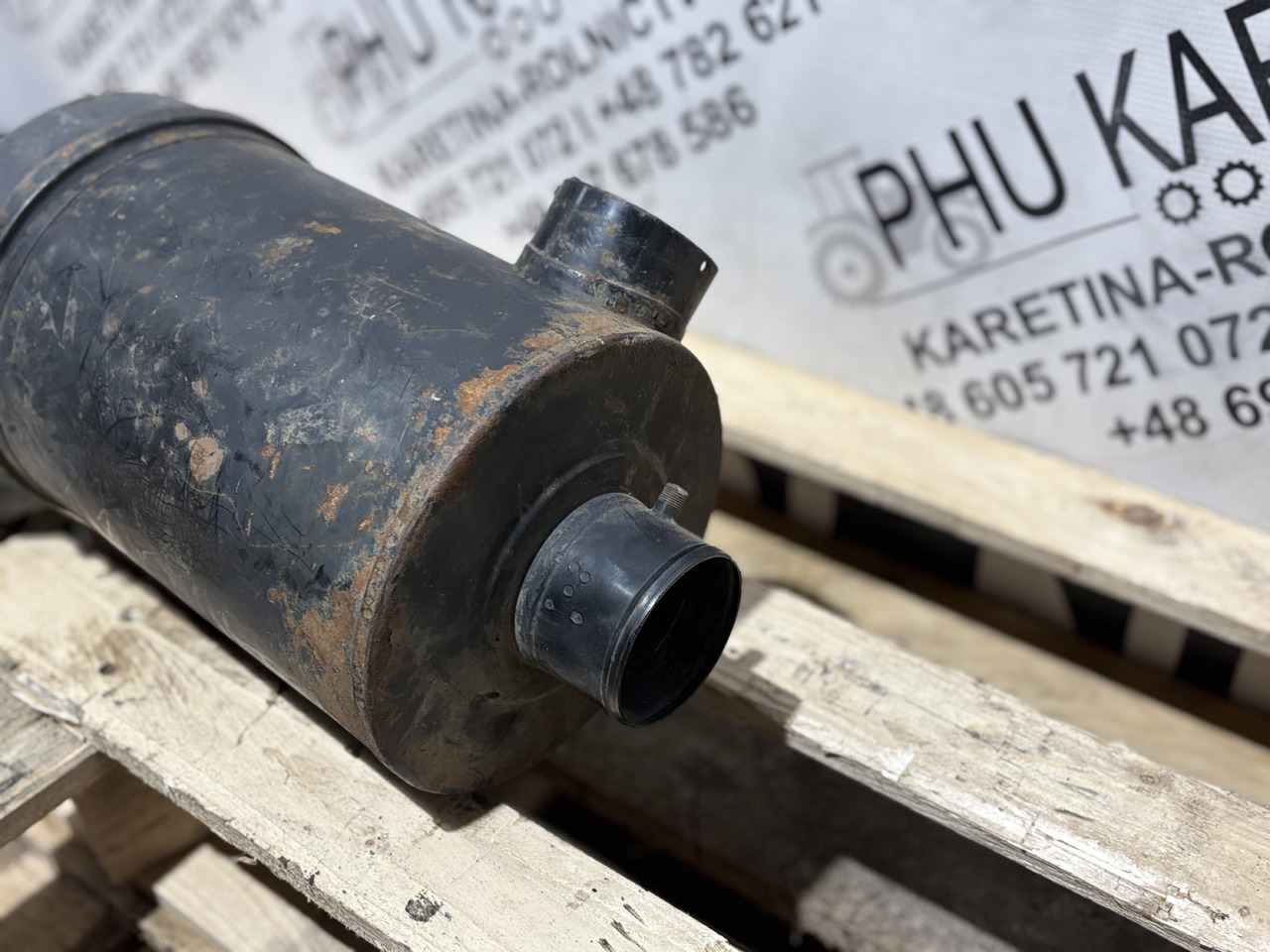 PERKINS Obudowa Filtra Powietrza - Filtro aria per Macchina da cantiere: foto 3 PERKINS Obudowa Filtra Powietrza - Filtro aria per Macchina da cantiere: foto 3