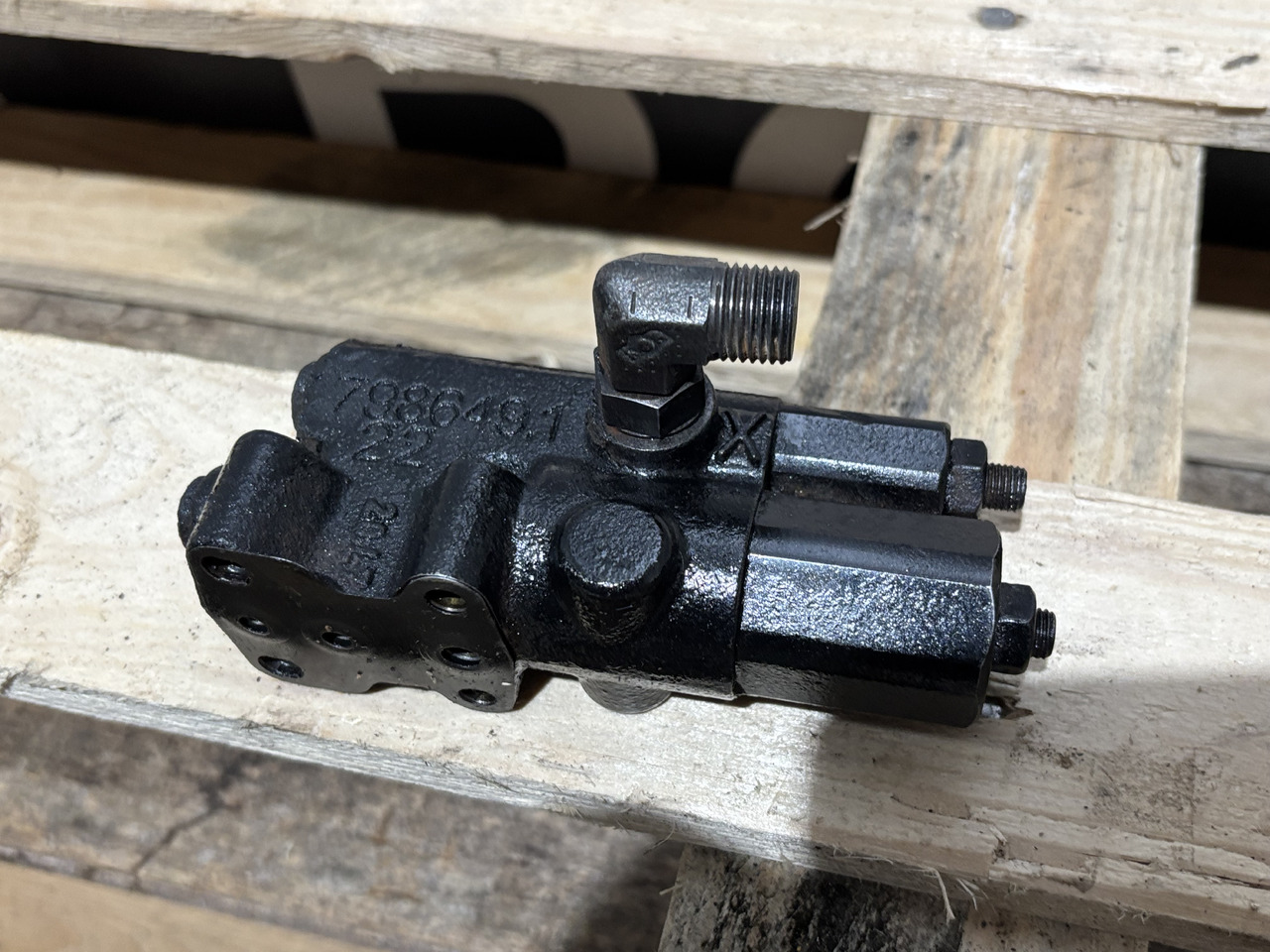 Rexroth 7986491 Zawór pompy sterującej przepływem CAT E330D E345D Forwarder 554 - Valvola idraulica per Macchina da cantiere: foto 3 Rexroth 7986491 Zawór pompy sterującej przepływem CAT E330D E345D Forwarder 554 - Valvola idraulica per Macchina da cantiere: foto 3