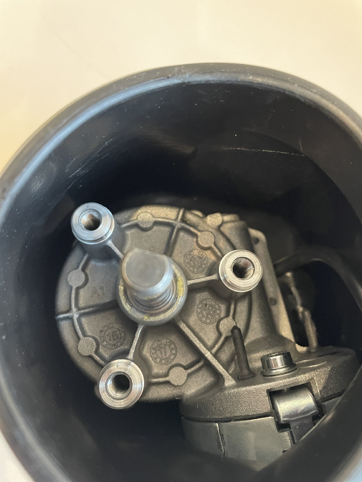 Claas Lexion Dominator Mega - silnik regulacji prędkości motowideł NOWY 6444770 - Ricambi per Macchina agricola: foto 3 Claas Lexion Dominator Mega - silnik regulacji prędkości motowideł NOWY 6444770 - Ricambi per Macchina agricola: foto 3