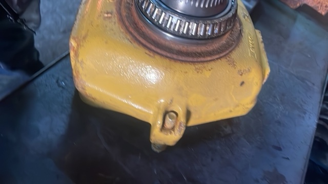 Zwrotnica Cat Caterpillar th220, th330 , th355 , th360 - Fuso a snodo per Macchina agricola: foto 4 Zwrotnica Cat Caterpillar th220, th330 , th355 , th360 - Fuso a snodo per Macchina agricola: foto 4