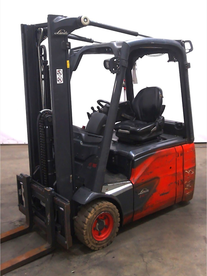 Linde E16-02 - Carrello elevatore elettrico: foto 1 Linde E16-02 - Carrello elevatore elettrico: foto 1