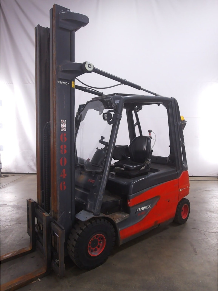 Linde E30L-01 - Carrello elevatore elettrico: foto 1 Linde E30L-01 - Carrello elevatore elettrico: foto 1