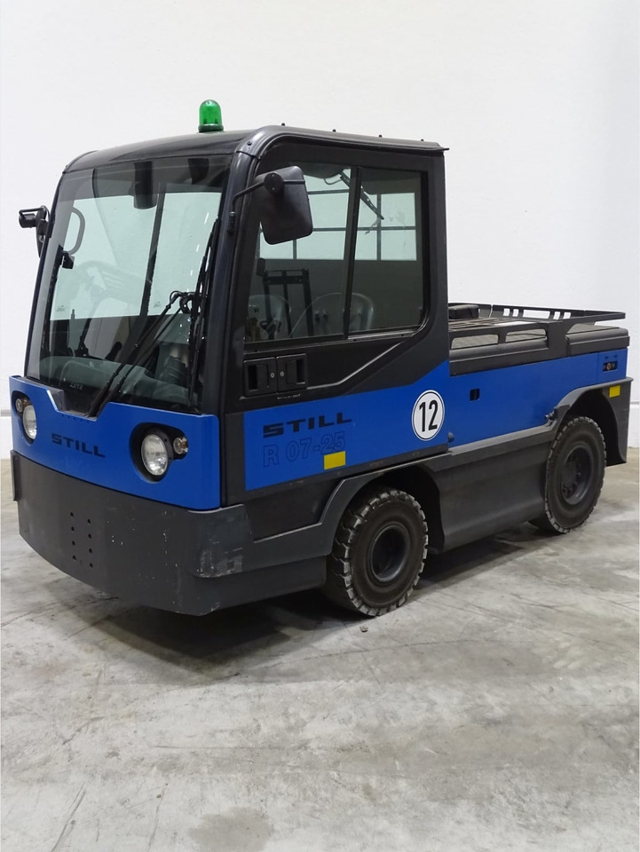 Linde P250 - Trattore elettrico: foto 1 Linde P250 - Trattore elettrico: foto 1