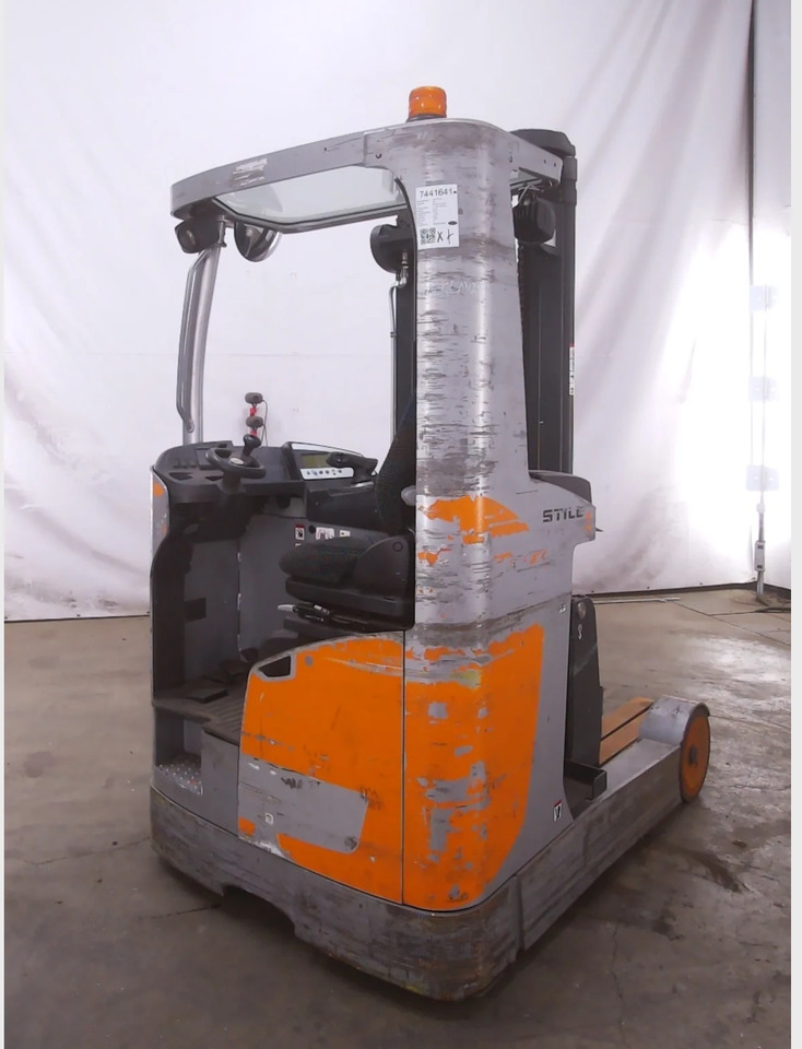 STILL FM-X20 - Carrello retrattile: foto 2 STILL FM-X20 - Carrello retrattile: foto 2